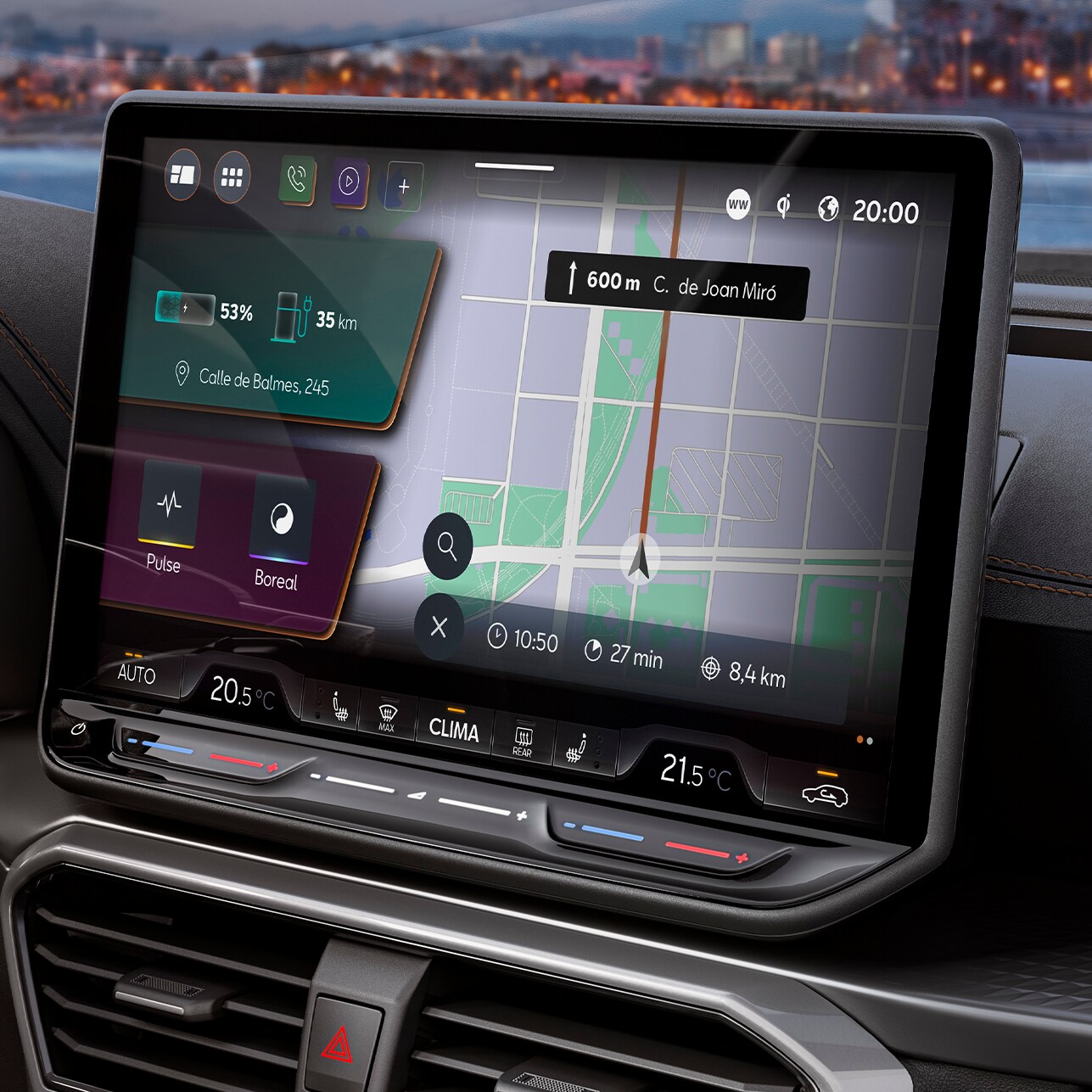 New CUPRA Formentor 2025 dashboard view, infotainment system screen with CUPRA CONNECT Plus, for EV and PHEV charging stations, live traffic alerts, charging stations and finding car parks.